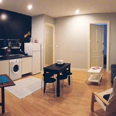 Vivienda Turistica Centrica Junto Al Museo Con Wifi Apartment *